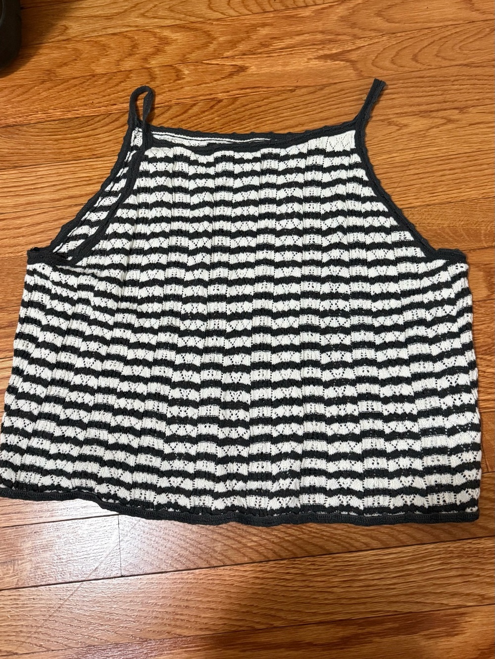 American Eagle Crochet Tank Top - Black & White XL